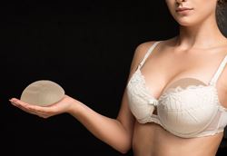 Silicone vs saline breast implants